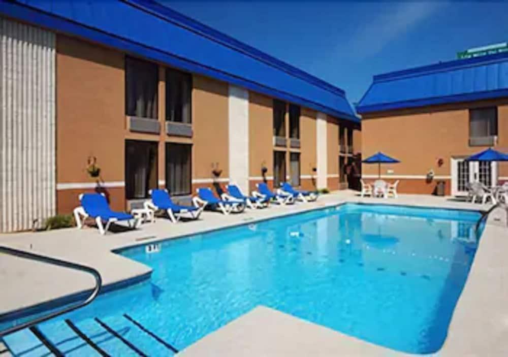 Comfort Inn Near Martinsville Speedway מראה חיצוני תמונה
